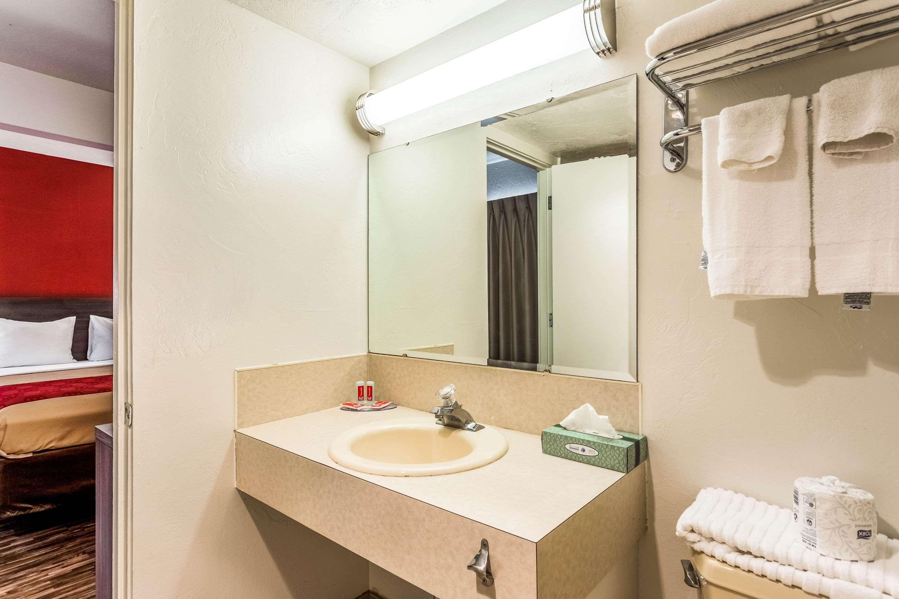 Econo Lodge Near Snake River Idaho Falls Extérieur photo